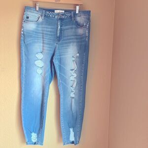 KanCan jeans 2XL light wash NWOT